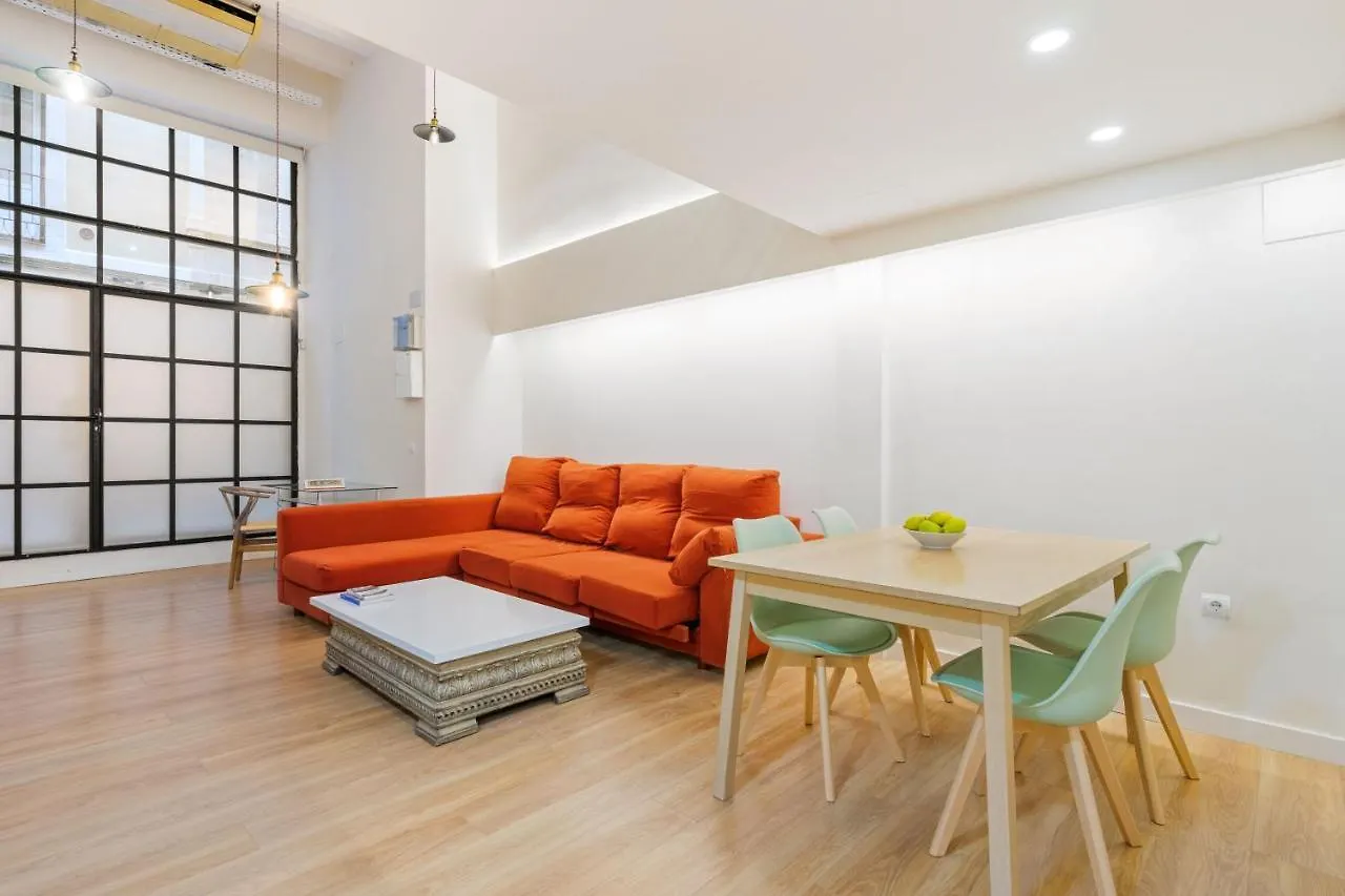 Quiet Gem With Jacuzzi In The City Center Barselona
